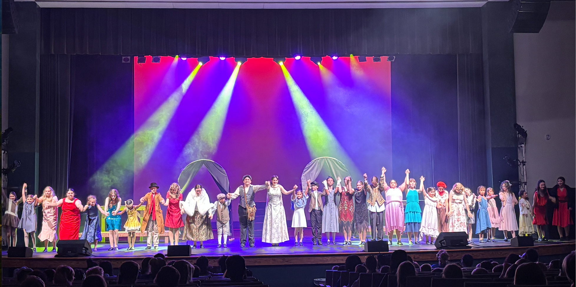 Anastasia cast 2026 curtain call on stage